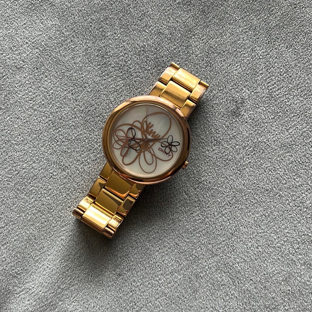 DKNY Watch - Picture 1 of 7